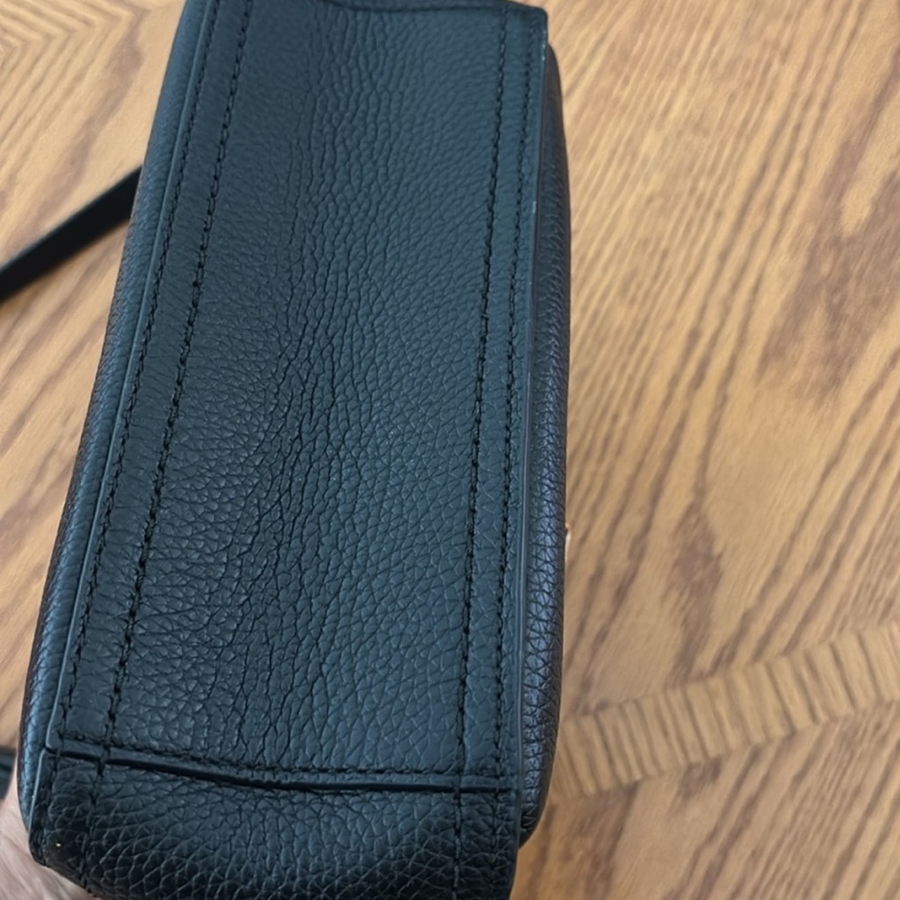 MARC JACOBS Mini Messenger Crossbody - Picture 6 of 6